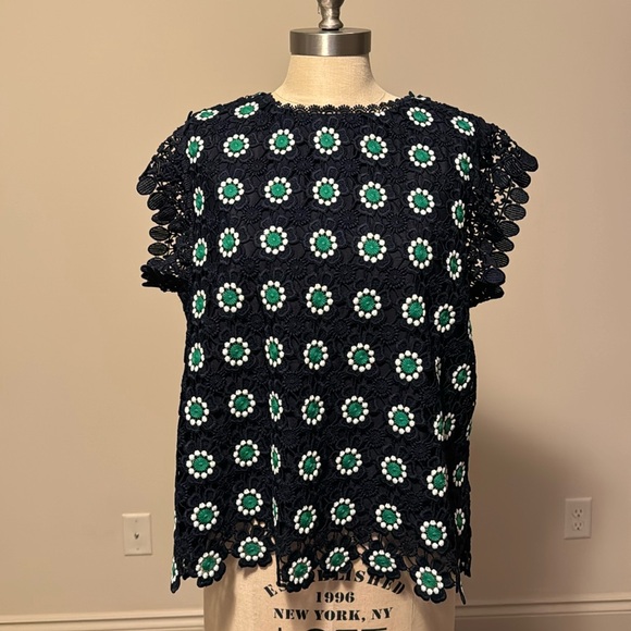 J Crew Navy Green Floral crochet sleeveless top size L - Picture 2 of 5